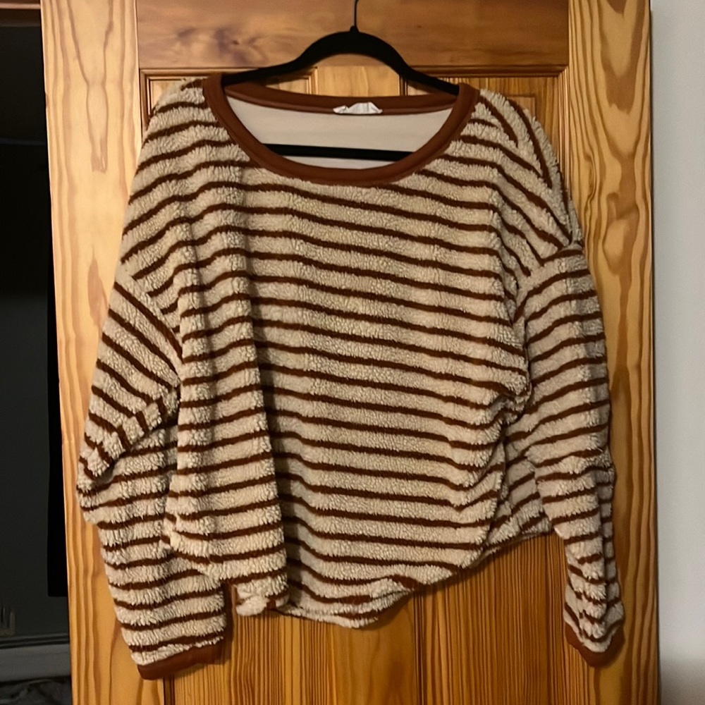 Comfy sherpa long sleeve